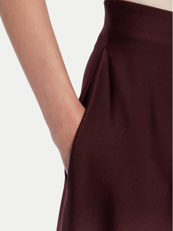 Rinascimento Rinascimento Trapezno krilo CFC0125080003 Bordo rdeča Regular Fit