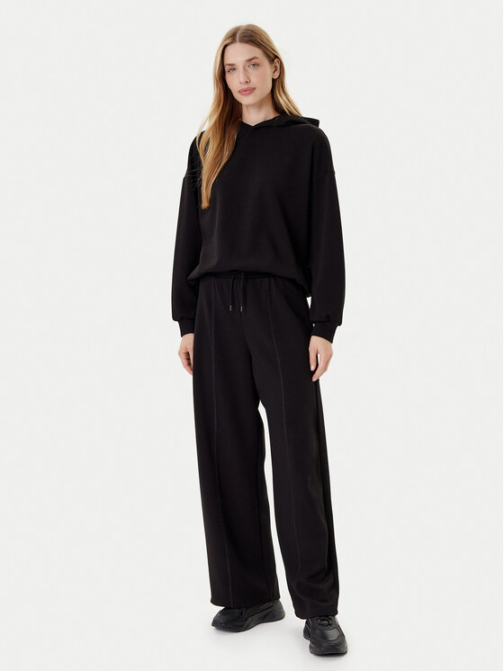 ONLY ONLY Spodnie dresowe Scarlet 15355811 Czarny Regular Fit