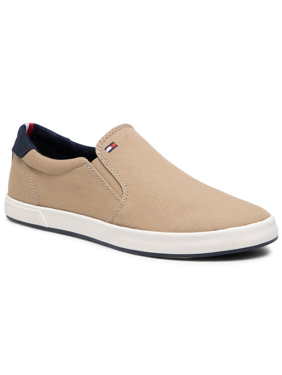 hilfiger iconic slip on