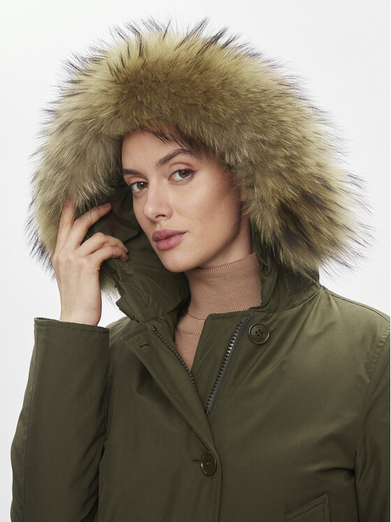 Woolrich Woolrich Daunenjacke Arctic Raccoon CFWWOU0538FRUT0001 Grün Regular Fit