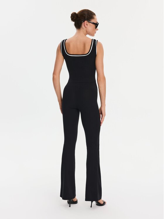 Nudyess Nudyess Top Eleni z prążka Czarny Regular Fit