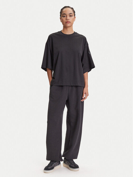 adidas adidas T-Shirt ALL SZN Soft Lux JM3800 Schwarz Loose Fit