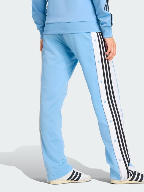 adidas adidas Spodnie dresowe 126561 Niebieski jasny Loose Fit