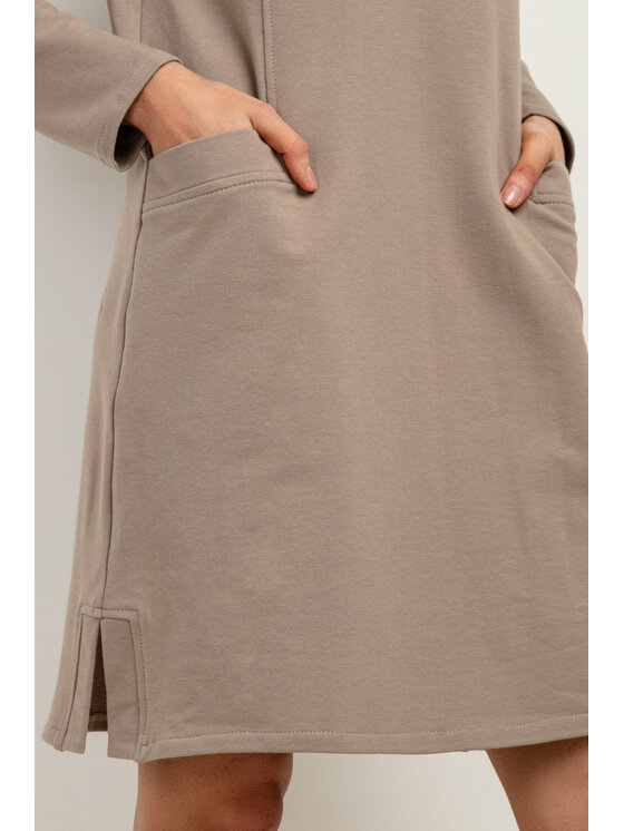 Tessita Tessita Sukienka dzianinowa T412/6/XS-S Brązowy Relaxed Fit