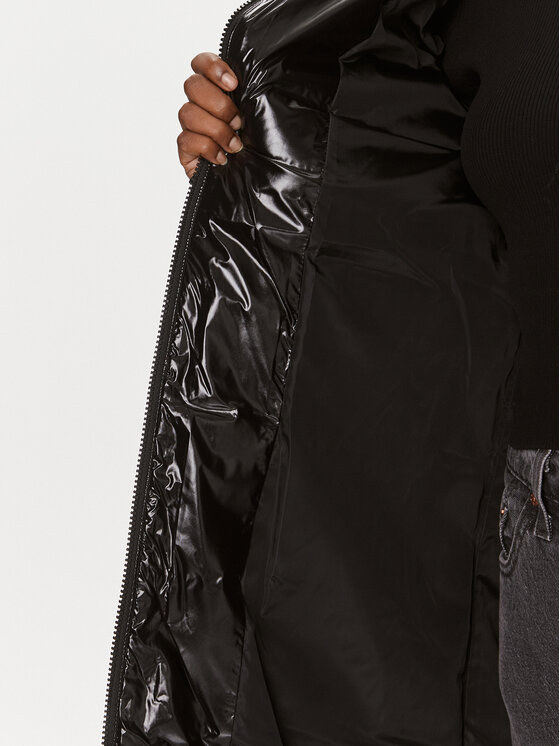 Calvin Klein Jeans Calvin Klein Jeans Пухено яке J20J221902 Черен Regular Fit