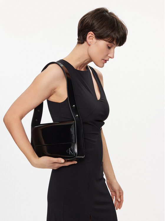 Calvin Klein Calvin Klein Torbica Block Ew Flap Shoulderbag25 S K60K611833 Crna
