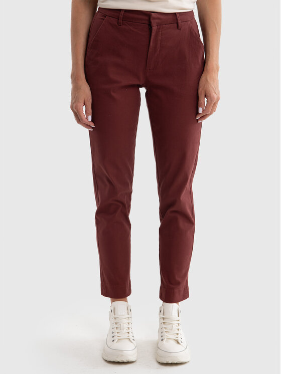 BIG STAR BIG STAR Chinosy DANAI Bordowy Slim Fit