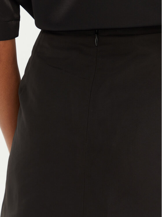 Bruuns Bazaar Bruuns Bazaar Mini suknja Reginae BBW4394 Crna Slim Fit