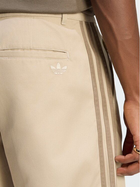 adidas adidas Riidest püksid 3 Stripes Pleated Trousers KE4175 Beež Regular Fit