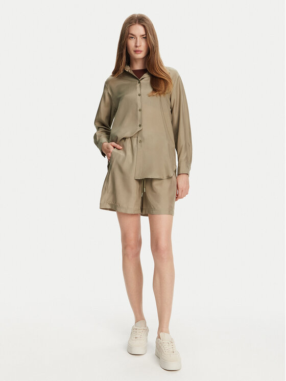 Marella Marella Kratke hlače iz tkanine Borbona 2513141025 Zelena Relaxed Fit