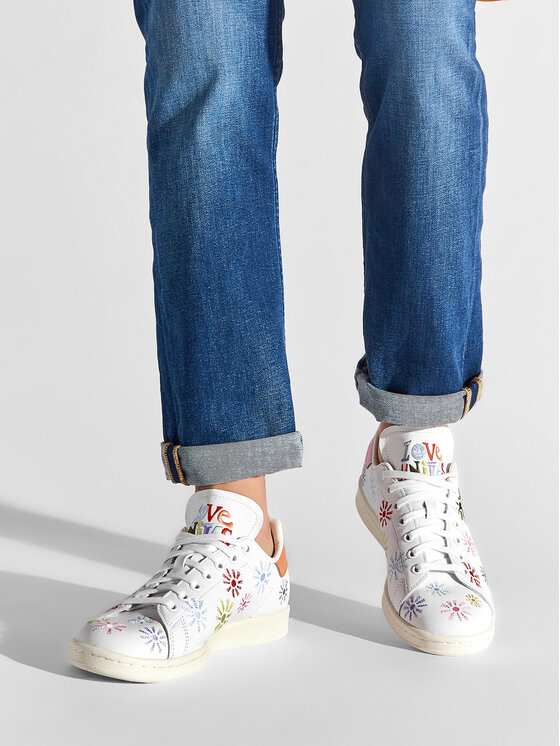 adidas adidas Сникърси Stan Smith Pride GW2417 Бял