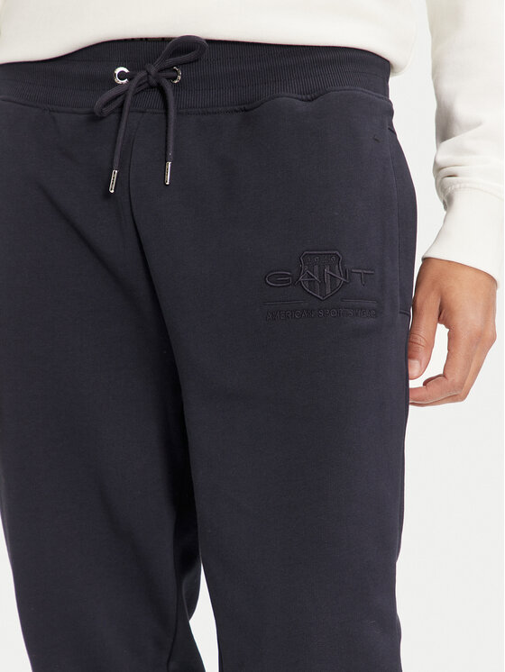 Gant Gant Spodnie dresowe Tonal Shield 2039023 Granatowy Regular Fit