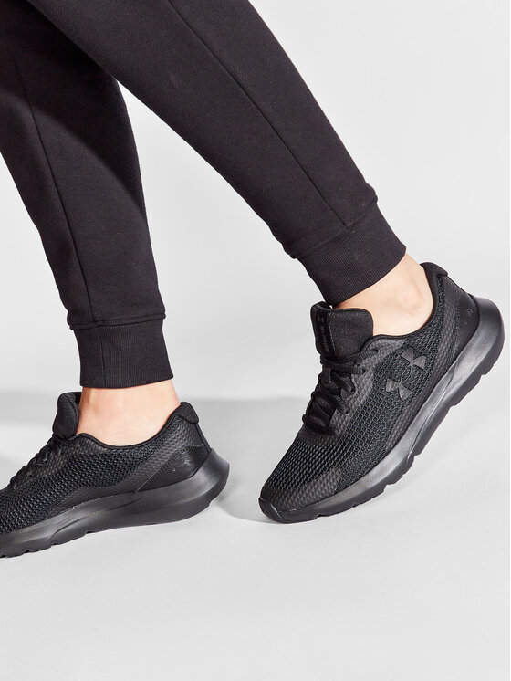 Under Armour Under Armour Маратонки за бягане Ua Surge 3 3024883-002 Черен