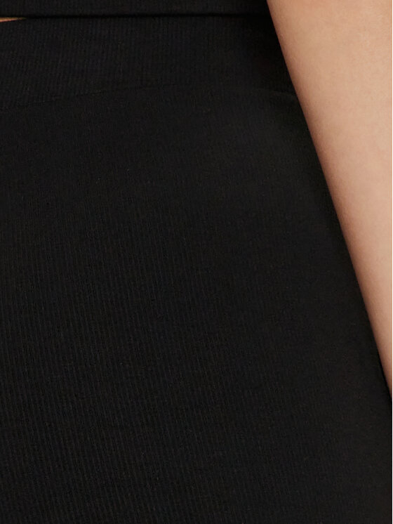 Guess Guess Текстилни панталони Elea V4YB01 KCDN0 Черен Slim Fit