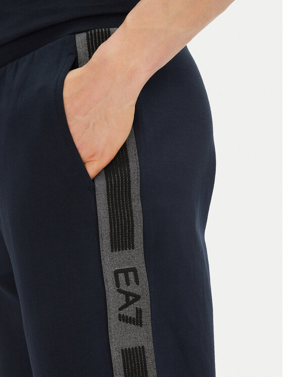 EA7 Emporio Armani EA7 Emporio Armani Pantaloni scurți sport 7M000544 AF12660 UB102 Bleumarin Regular Fit
