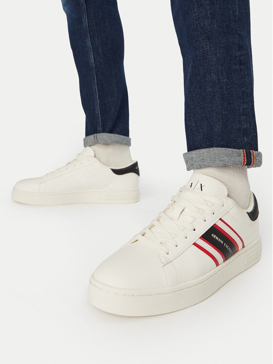 Armani Exchange Armani Exchange Laisvalaikio batai XM002198 AF21421 MZ324 Balta