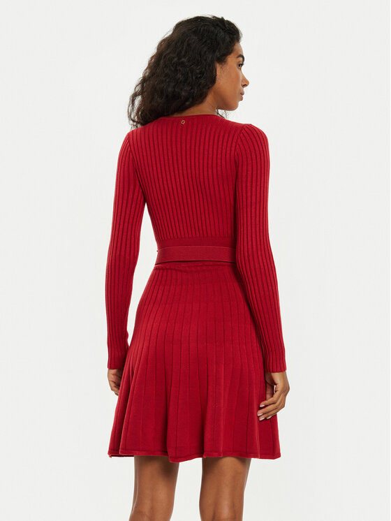 Guess Guess Trikotažinė suknelė W2BK29 Z2YJ2 Raudona Regular Fit