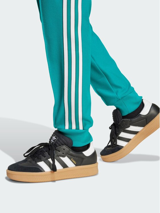 adidas adidas Spodnie dresowe Liverpool FC Terrace Icons Zielony Slim Fit