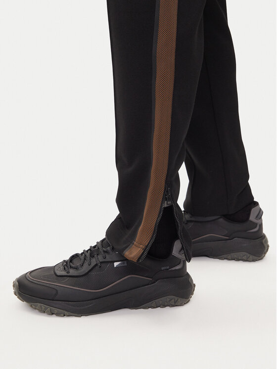 HUGO HUGO Donji dio trenerke Derwent 50542819 Crna Regular Fit