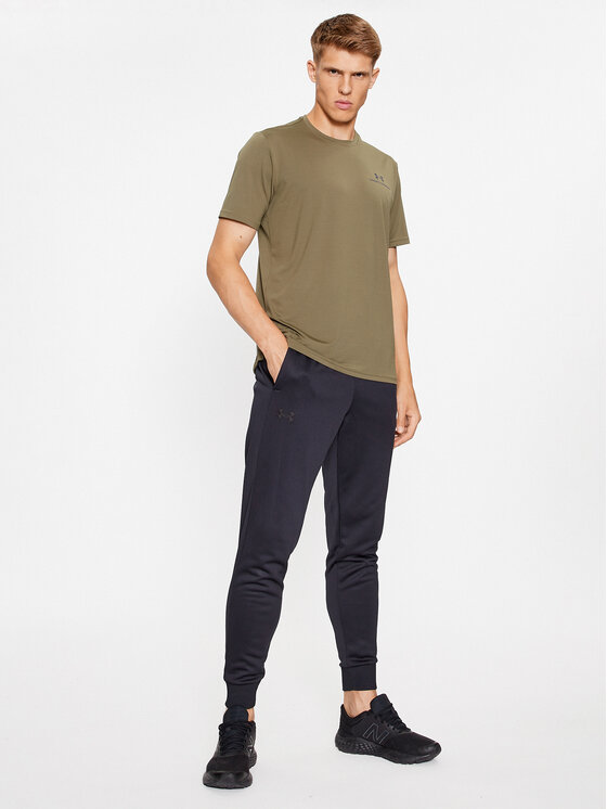 Under Armour Under Armour Spodnie dresowe Ua Armour Fleece Joggers 1373362 Czarny Loose Fit