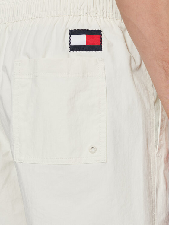 Tommy Hilfiger Tommy Hilfiger Pantaloni scurți pentru înot UM0UM02048 Alb Slim Fit