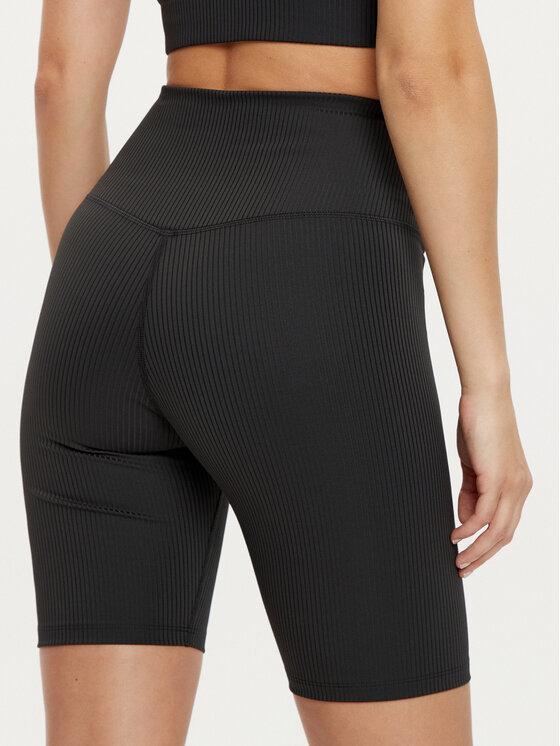 Girlfriend Collective Girlfriend Collective Športové kraťasy 4035 Čierna Slim Fit