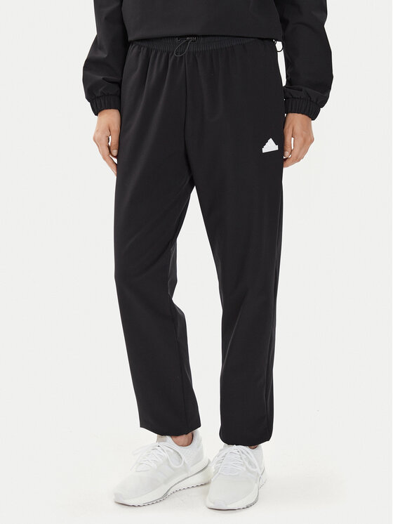 adidas Teplákové nohavice City Escape IT8814 Čierna Regular Fit
