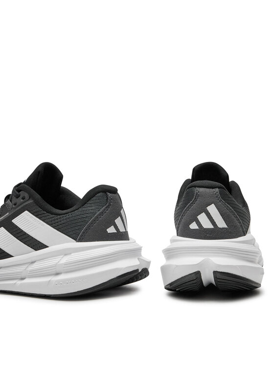 adidas adidas Tekaški čevlji Questar 3 ID8738 Črna