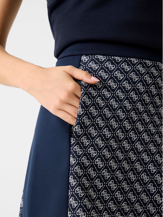 Guess Guess Krilo 180392 Modra Classic Fit