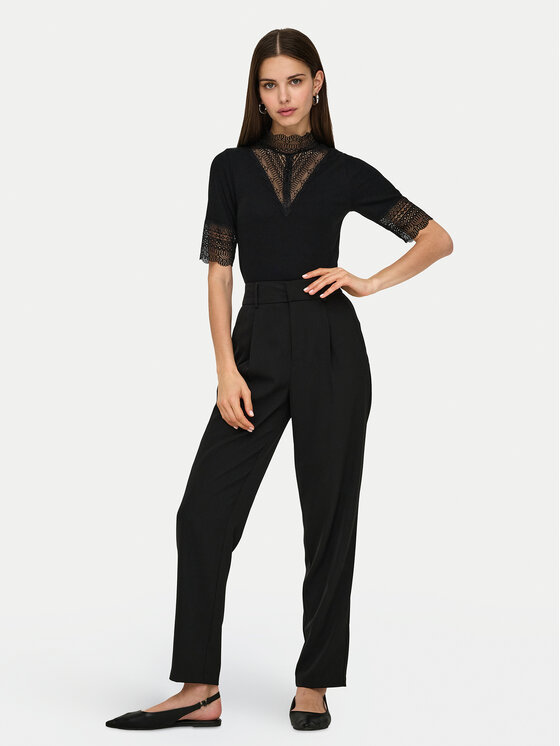 ONLY ONLY Majica Tilde 15335353 Crna Slim Fit