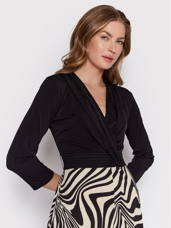 Rinascimento Rinascimento Kleid für den Alltag CFC0018424002 Schwarz Regular Fit