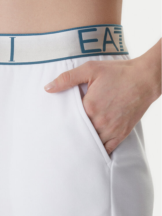 EA7 Emporio Armani EA7 Emporio Armani Спортни шорти 7W001153 AF12501 Бял Regular Fit