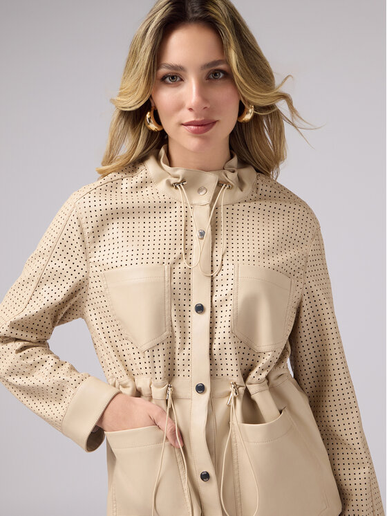 Oltre Oltre Giacca in similpelle R324J000264N002 Écru A-Line Fit