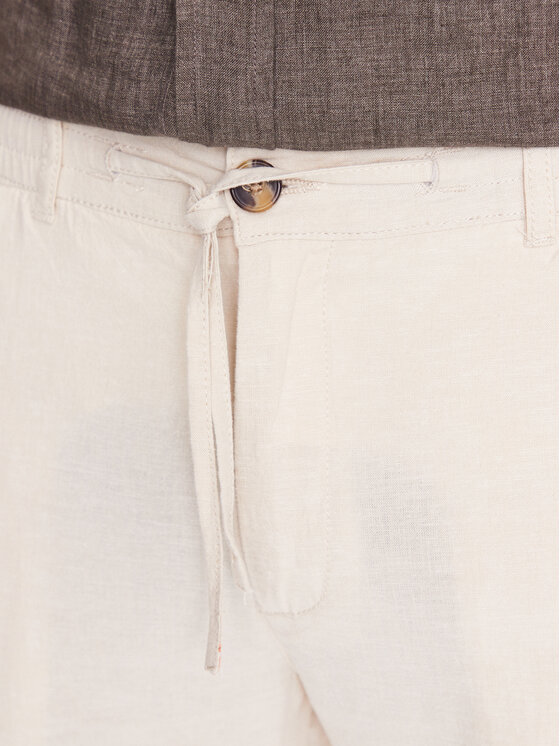 Lindbergh Lindbergh Spodnie materiałowe 30-008003 Beżowy Tapered Fit