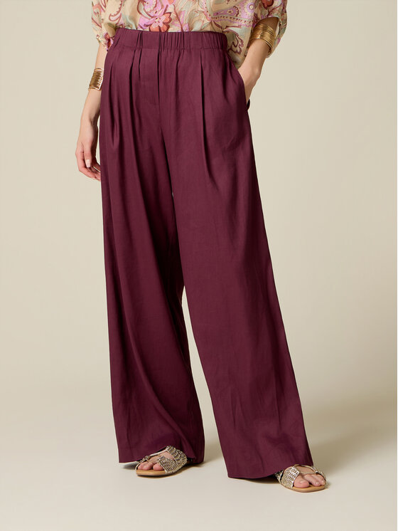 Oltre Oltre Pantaloni di tessuto P002J002453N036 Bordeaux Regular Fit