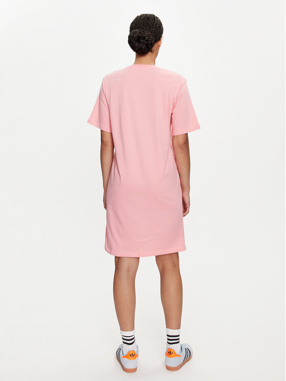 adidas Kleid fur den Alltag Essentials 3 Stripes IY4242 Rosa Loose Fit Modivo