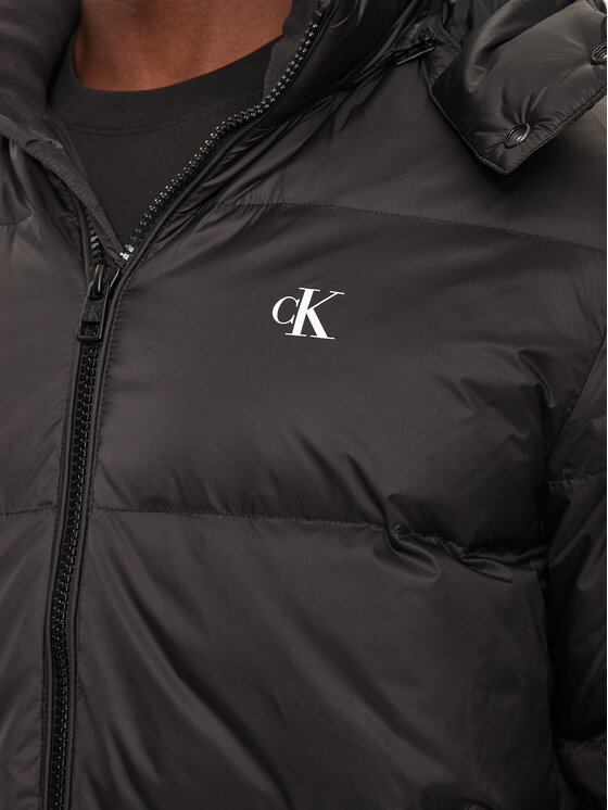 Calvin Klein Jeans Calvin Klein Jeans Daunenjacke Essentials J30J325946 Schwarz Regular Fit
