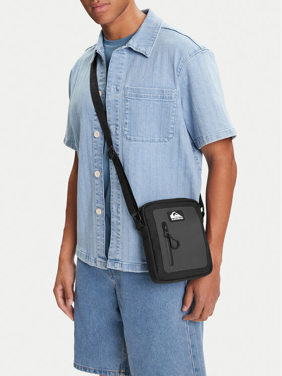 Quiksilver Quiksilver Crossover torbica C-QUIC-KL-003-08 Crna