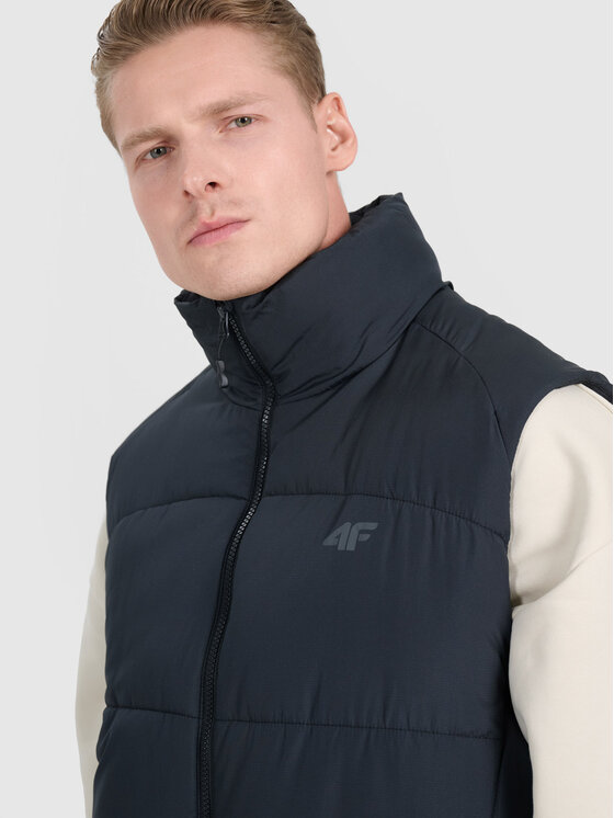 4F 4F Kamizelka MIDSHOP TEXTILE Czarny Regular Fit