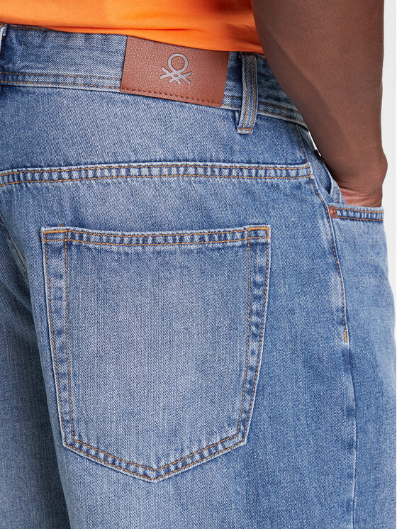 United Colors Of Benetton United Colors Of Benetton Jeans kratke hlače 4AW7U9018 Modra Relaxed Fit