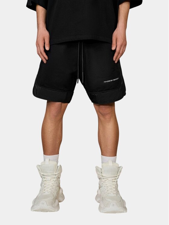 MADE BY SOCIETY MADE BY SOCIETY Spodnie materiałowe Bermude PILLAR WIDE - B17395 Czarny Basic Fit