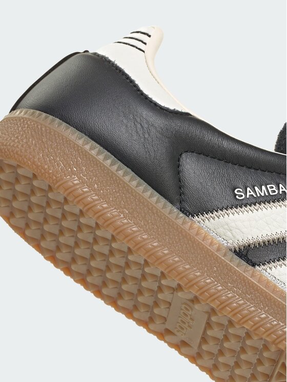 adidas adidas Sneakersy 168263 Czarny