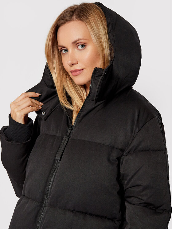 HUGO Zimska jakna Frishell-1 50455607 Crna Relaxed Fit | Modivo.hr