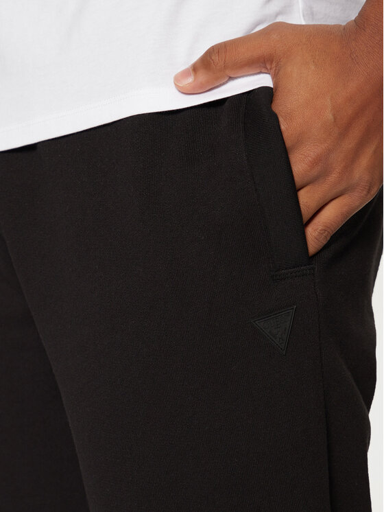 Guess Guess Jogginghose Z2YB22 KAIJ1 Schwarz Regular Fit