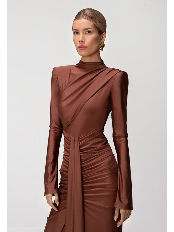 sax35th sax35th Sukienka wieczorowa ALISE Beżowy ciemny Slim Fit