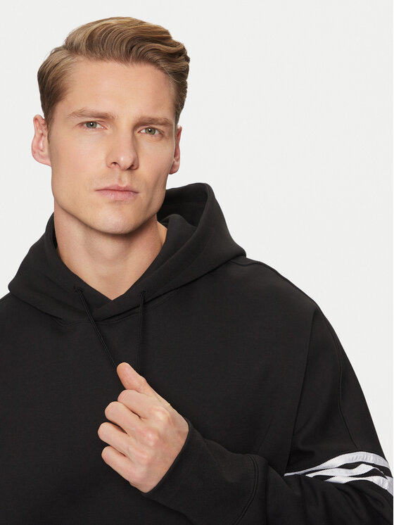 adidas adidas Bluză Neuclassics JC9937 Negru Oversize