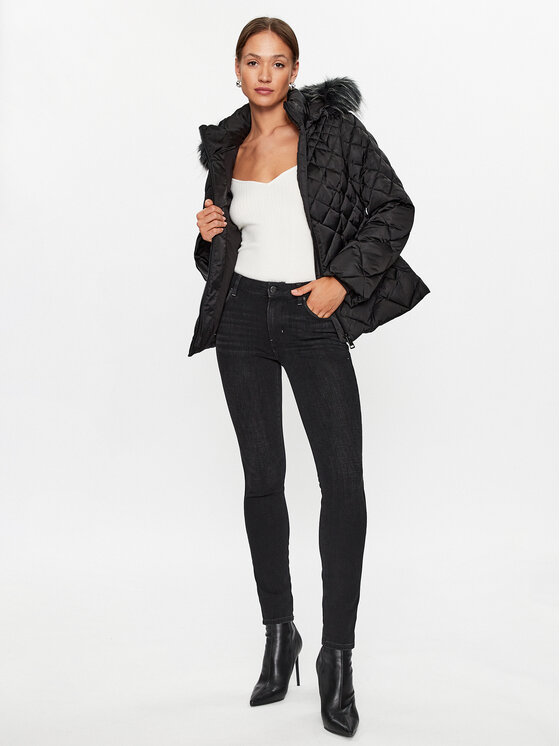 Guess Guess Winterjacke Olga W3BL35 WEX52 Schwarz Regular Fit