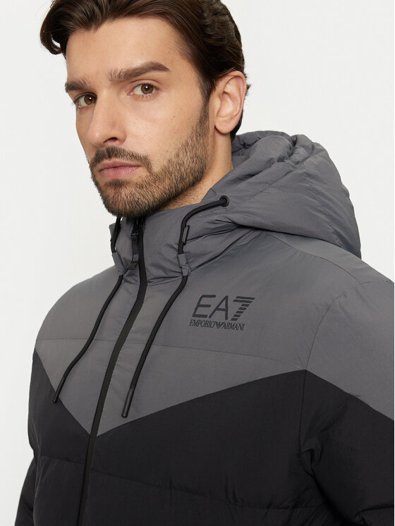 EA7 Emporio Armani EA7 Emporio Armani Zimní bunda 6DPB30 PNDOZ 1200 Černá Regular Fit