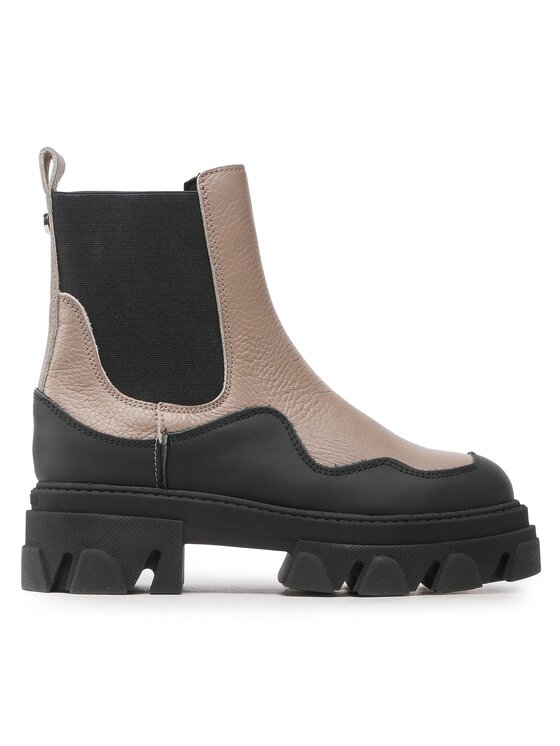 Chelsea Steve Madden