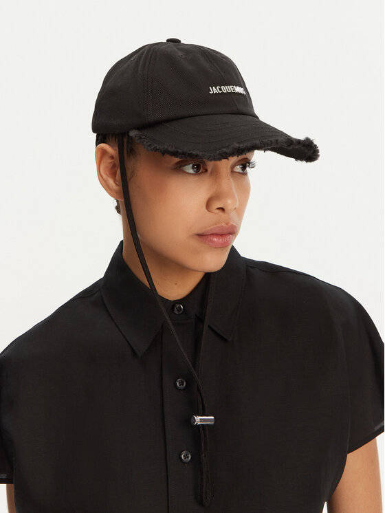 JACQUEMUS JACQUEMUS Cepure ar nagu 23E235AC452-5012 Melns